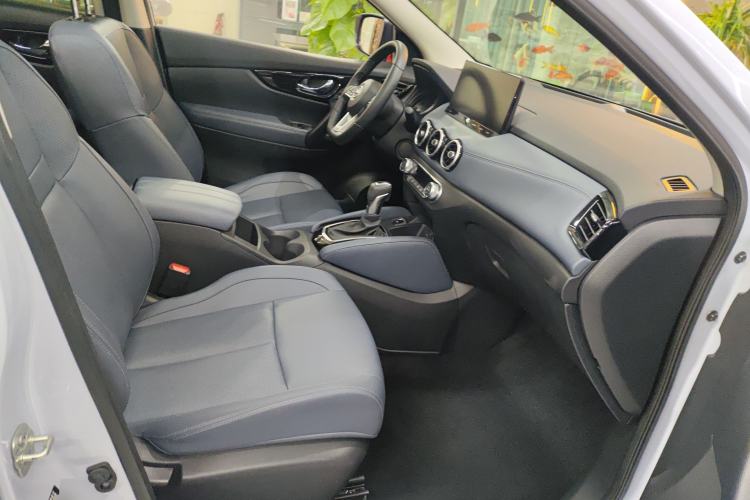 Used Nissan Qashqai 2025 Honor 2.0L CVT XV+ Leading Edition Right Front Seat