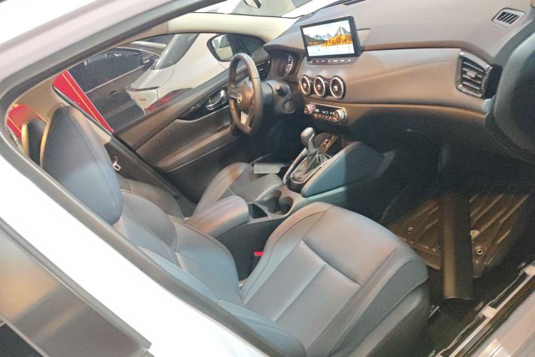 Used Nissan Qashqai 2025 Honor 2.0L CVT XV+ Leading Edition Right Front Seat