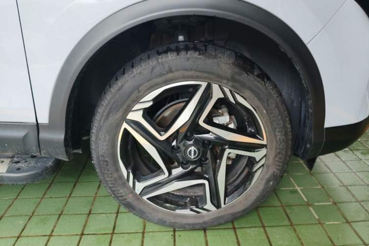 Used Nissan Qashqai 2025 Honor 2.0L CVT XV+ Leading Edition Right Front Wheel Hub