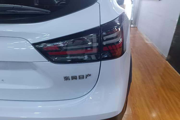 Used Nissan Qashqai 2025 Honor 2.0L CVT XV+ Leading Edition Right Rear Taillight