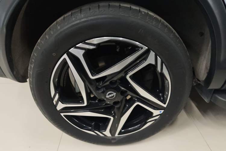 Used Nissan Qashqai 2025 Honor 2.0L CVT XV+ Leading Edition Right Rear Wheel Hub