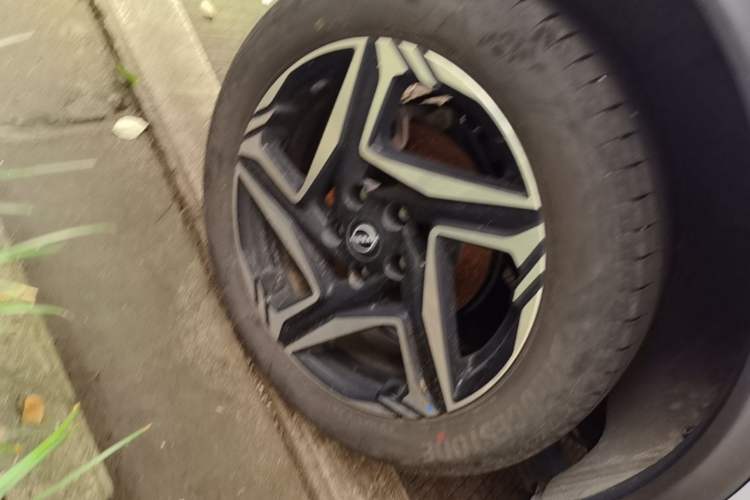 Used Nissan Qashqai 2025 Honor 2.0L CVT XV+ Leading Edition Right Rear Wheel Hub
