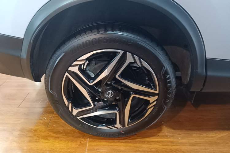 Used Nissan Qashqai 2025 Honor 2.0L CVT XV+ Leading Edition Right Rear Wheel Hub
