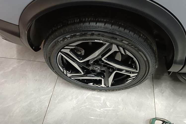 Used Nissan Qashqai 2025 Honor 2.0L CVT XV+ Leading Edition Right Rear Wheel Hub