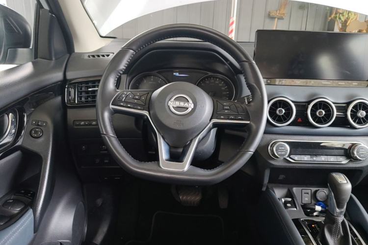 Used Nissan Qashqai 2025 Honor 2.0L CVT XV+ Leading Edition Steering Wheel