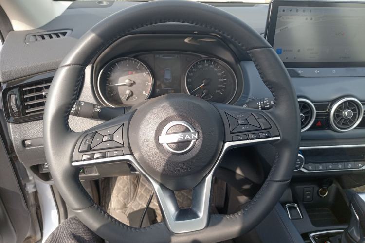 Used Nissan Qashqai 2025 Honor 2.0L CVT XV+ Leading Edition Steering Wheel