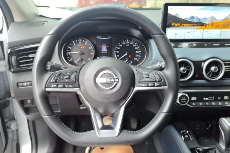 Used Nissan Qashqai 2025 Honor 2.0L CVT XV+ Leading Edition Steering Wheel