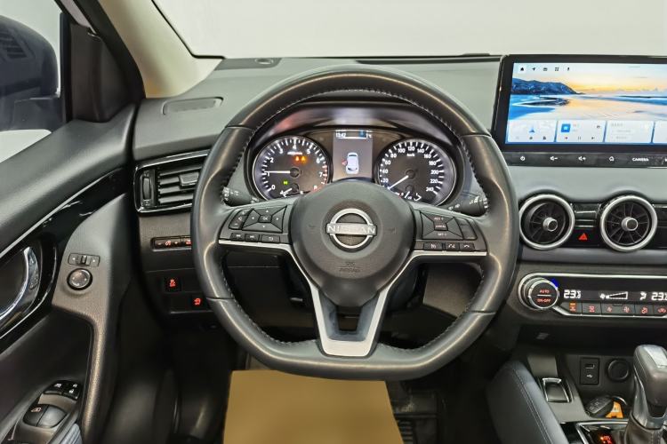 Used Nissan Qashqai 2025 Honor 2.0L CVT XV+ Leading Edition Steering Wheel