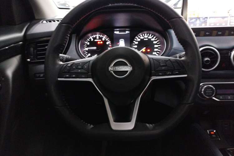 Used Nissan Qashqai 2025 Honor 2.0L CVT XV+ Leading Edition Steering Wheel
