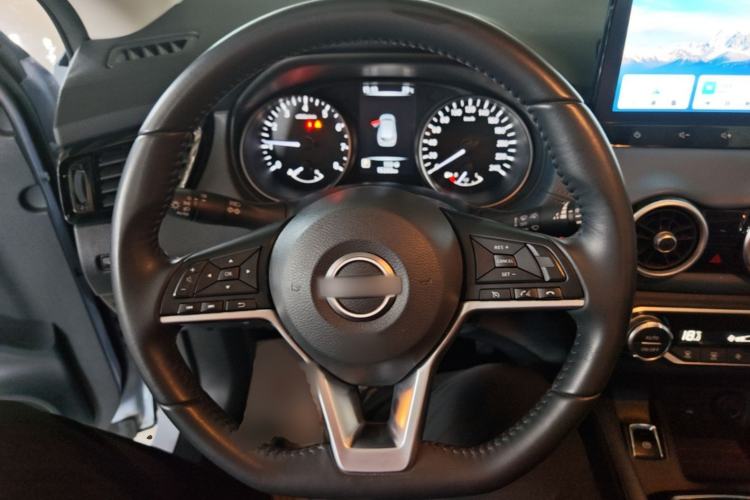 Used Nissan Qashqai 2025 Honor 2.0L CVT XV+ Leading Edition Steering Wheel