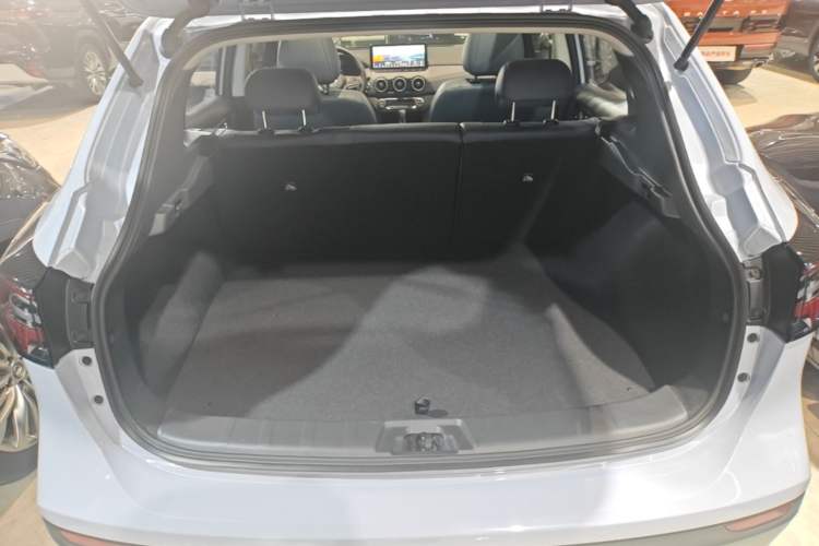 Used Nissan Qashqai 2025 Honor 2.0L CVT XV+ Leading Edition Trunk