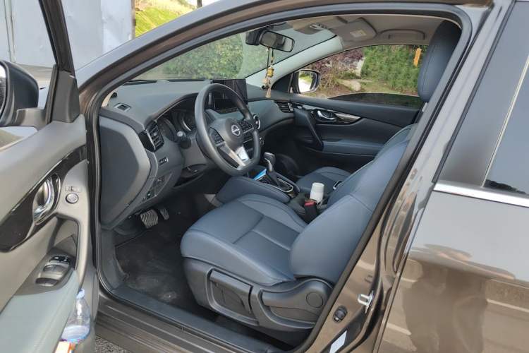 Used Nissan Qashqai 2025 Honor 2.0L CVT XV Genuine Edition Driver Seat