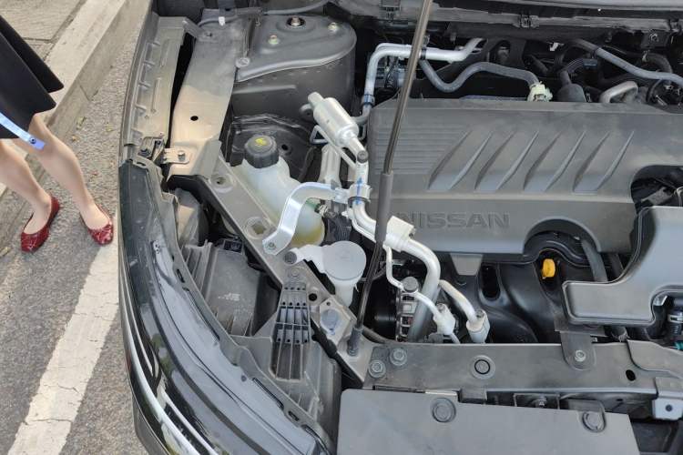 Used Nissan Qashqai 2025 Honor 2.0L CVT XV Genuine Edition Engine Bay Right
