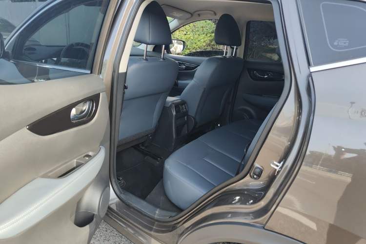 Used Nissan Qashqai 2025 Honor 2.0L CVT XV Genuine Edition Left Rear Seat