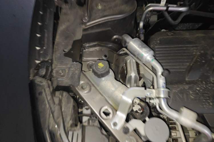 Used Nissan Qashqai 2025 Honor 2.0L CVT XV Genuine Edition Engine Bay Right