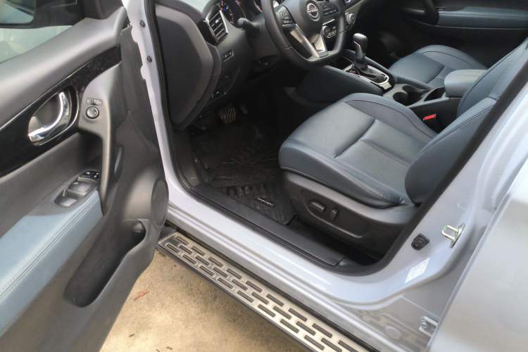 Used Nissan Qashqai 2025 Honor 2.0L CVT XV+ Leading Edition Driver Seat