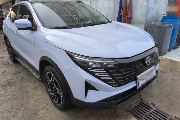 Used Nissan Qashqai 2025 Honor 2.0L CVT XV+ Leading Edition Front Right 45 Deg