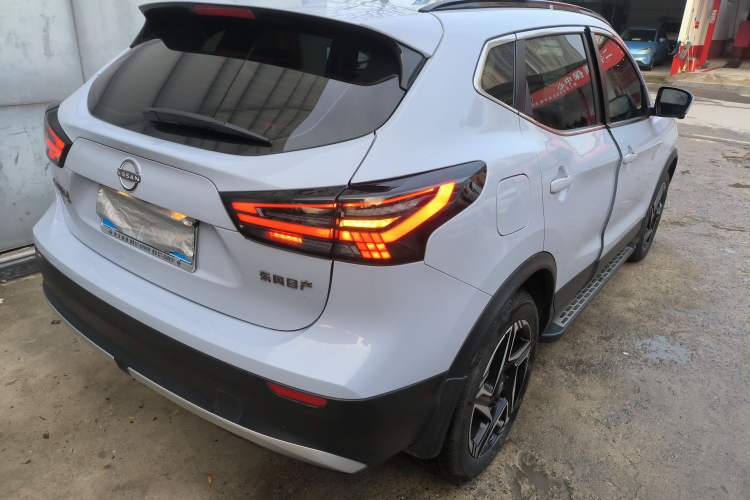 Used Nissan Qashqai 2025 Honor 2.0L CVT XV+ Leading Edition Rear Right 45 Deg