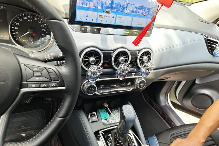 Used Nissan Qashqai 2025 Honor 2.0L CVT XV+ Leading Edition Audio And AC Panel