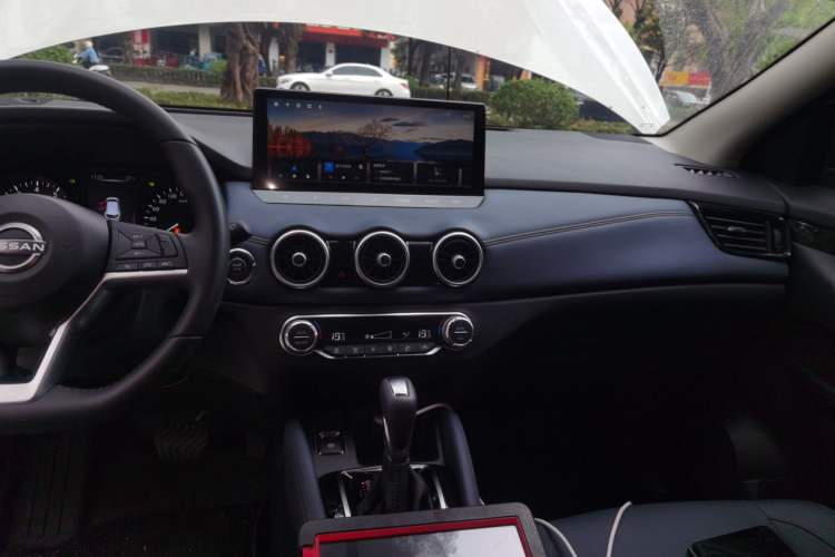 Used Nissan Qashqai 2025 Honor 2.0L CVT XV+ Leading Edition Audio And AC Panel