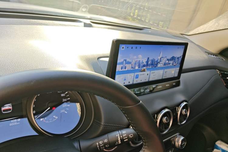 Used Nissan Qashqai 2025 Facelifted Honor 2.0L CVT XV+ Leading Edition Audio And AC Panel