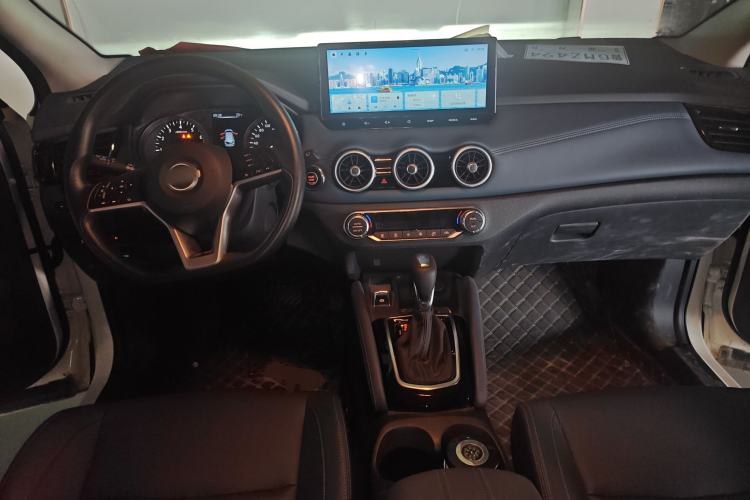 Used Nissan Qashqai 2025 Honor 2.0L CVT XV Genuine Edition Center Console