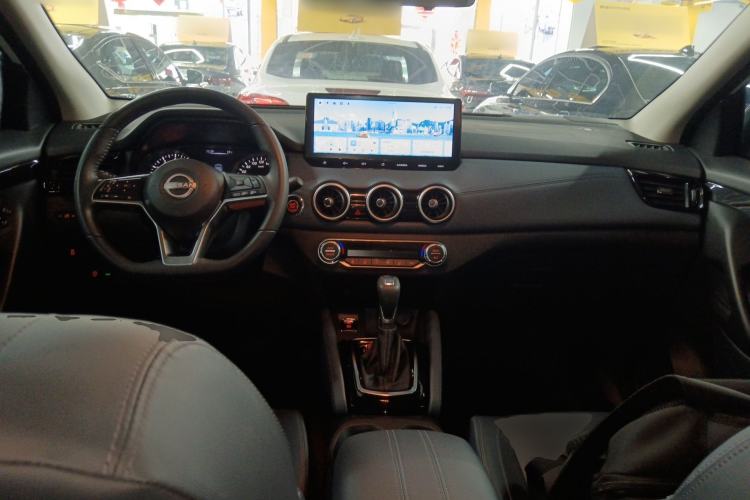 Used Nissan Qashqai 2025 Honor 2.0L CVT XV+ Leading Edition Center Console