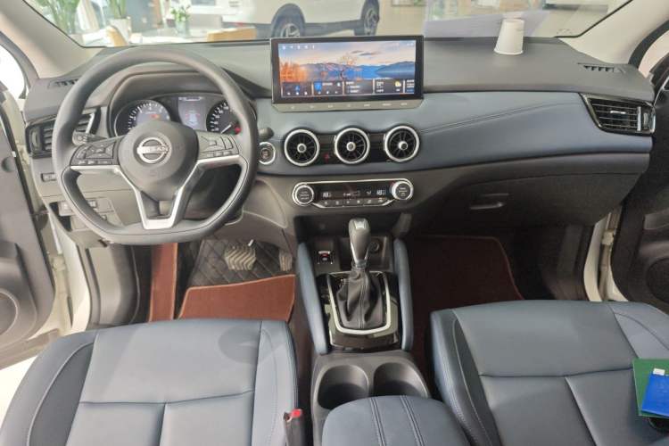 Used Nissan Qashqai 2025 Honor 2.0L CVT XV Genuine Edition Center Console