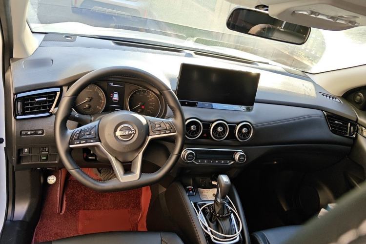 Used Nissan Qashqai 2025 Facelifted Honor 2.0L CVT XV+ Leading Edition Center Console