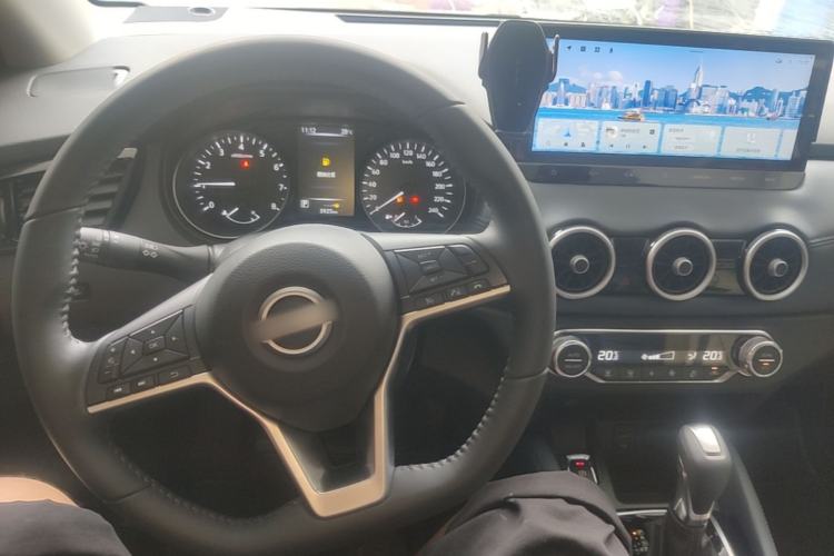 Used Nissan Qashqai 2025 Honor 2.0L CVT XV+ Leading Edition Center Console