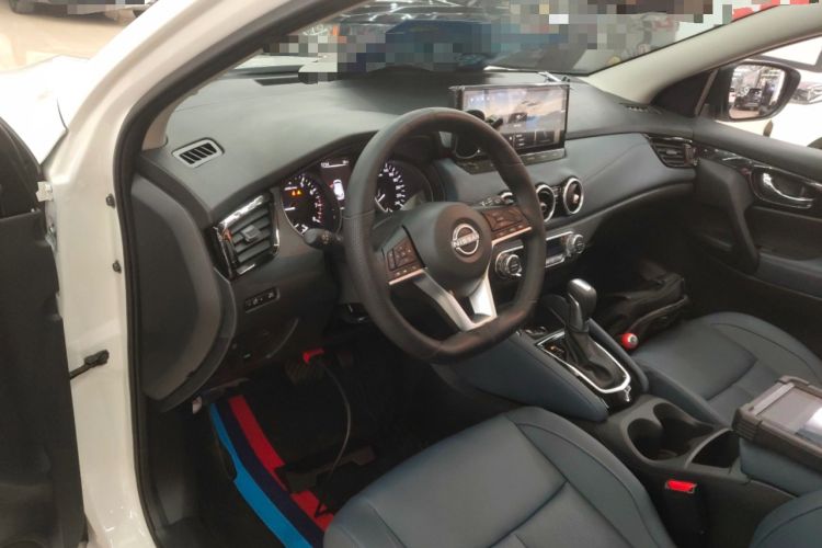 Used Nissan Qashqai 2025 Facelifted Honor 2.0L CVT XV+ Leading Edition Center Console
