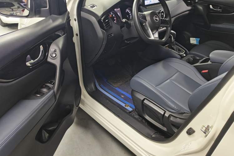 Used Nissan Qashqai 2025 Honor 2.0L CVT XV Genuine Edition Driver Seat