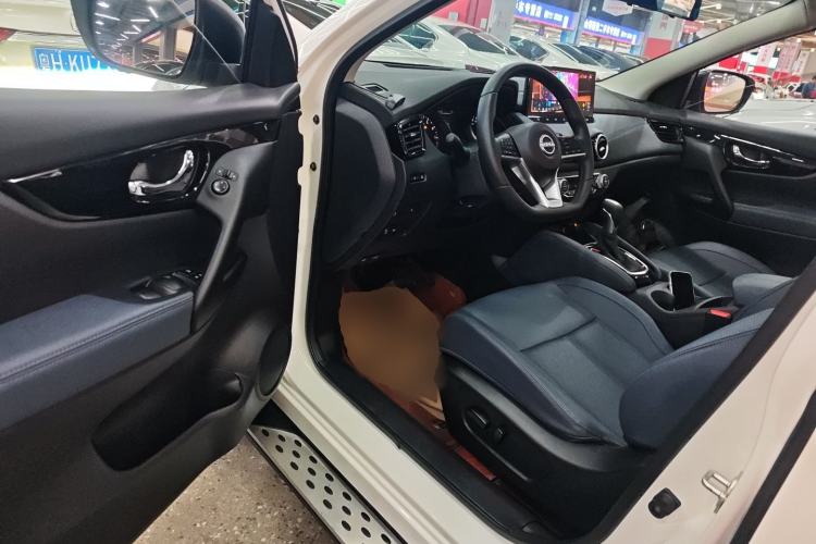 Used Nissan Qashqai 2025 Honor 2.0L CVT XV+ Leading Edition Driver Seat
