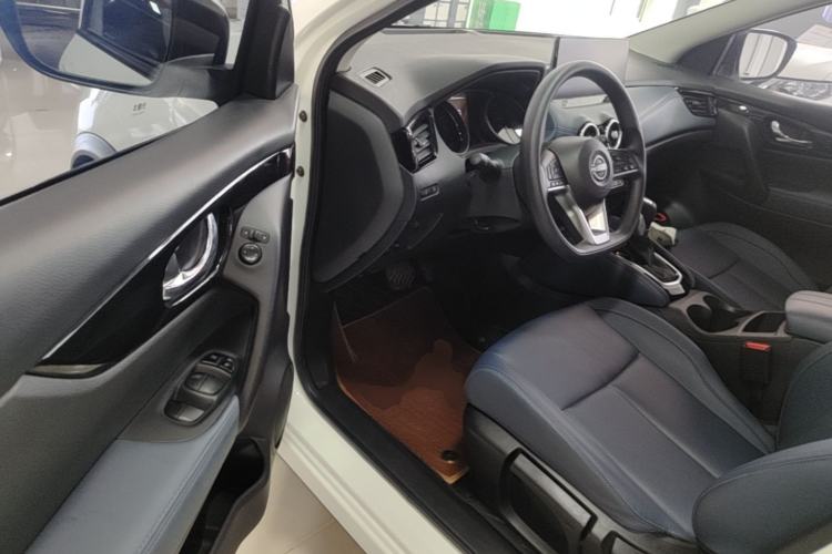 Used Nissan Qashqai 2025 Honor 2.0L CVT XV Genuine Edition Driver Seat