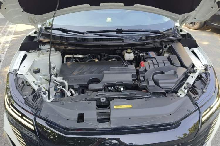 Used Nissan Qashqai 2025 Honor 2.0L CVT XV Genuine Edition Engine Bay