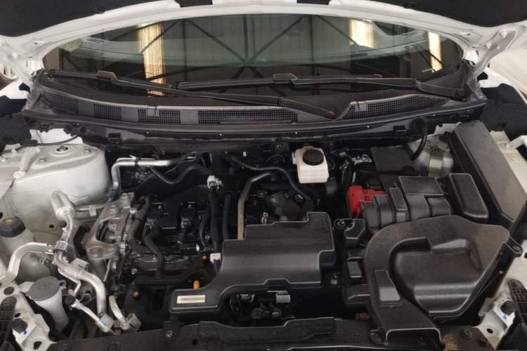 Used Nissan Qashqai 2025 Facelifted Honor 2.0L CVT XV Genuine Edition Engine Bay