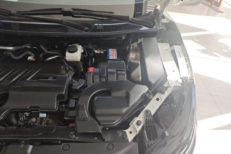 Used Nissan Qashqai 2025 Honor 2.0L CVT XV Genuine Edition Engine Bay Left