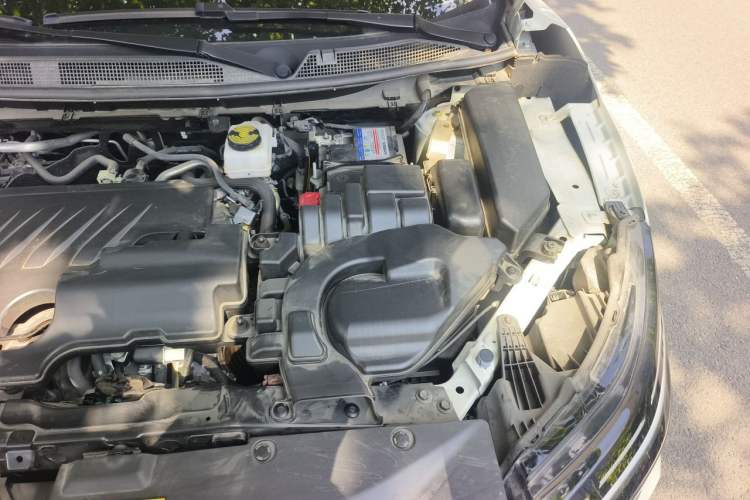 Used Nissan Qashqai 2025 Honor 2.0L CVT XV Genuine Edition Engine Bay Left