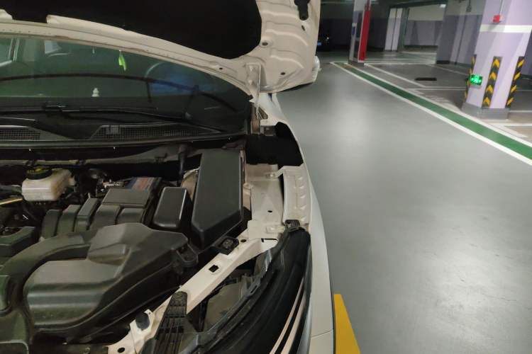 Used Nissan Qashqai 2025 Honor 2.0L CVT XV Genuine Edition Engine Bay Left