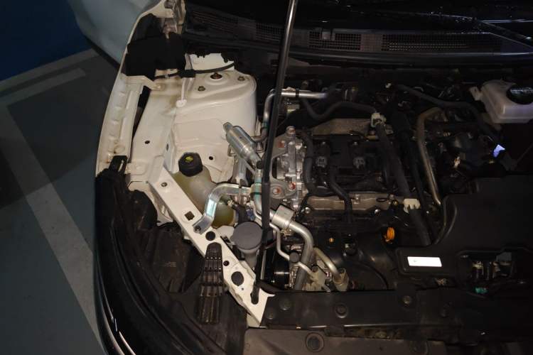 Used Nissan Qashqai 2025 Honor 2.0L CVT XV+ Leading Edition Engine Bay Right