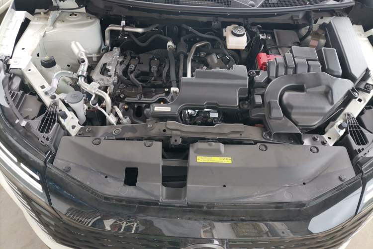 Used Nissan Qashqai 2025 Honor 2.0L CVT XV Genuine Edition Engine Bay