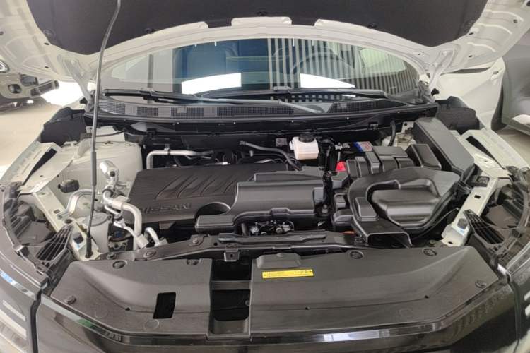 Used Nissan Qashqai 2025 Honor 2.0L CVT XV Genuine Edition Engine Bay