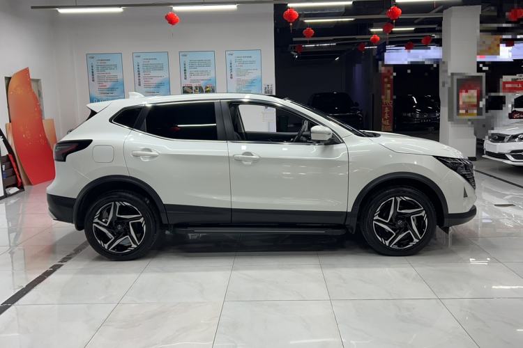 Used Nissan Qashqai 2025 Honor 2.0L CVT XV+ Leading Edition Exterior 2