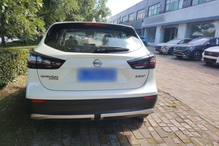 Used Nissan Qashqai 2025 Honor 2.0L CVT XV+ Leading Edition Exterior 2