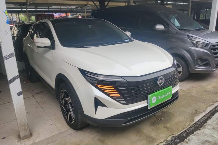 Used Nissan Qashqai 2025 Honor 2.0L CVT XV+ Leading Edition Front Right 45 Deg