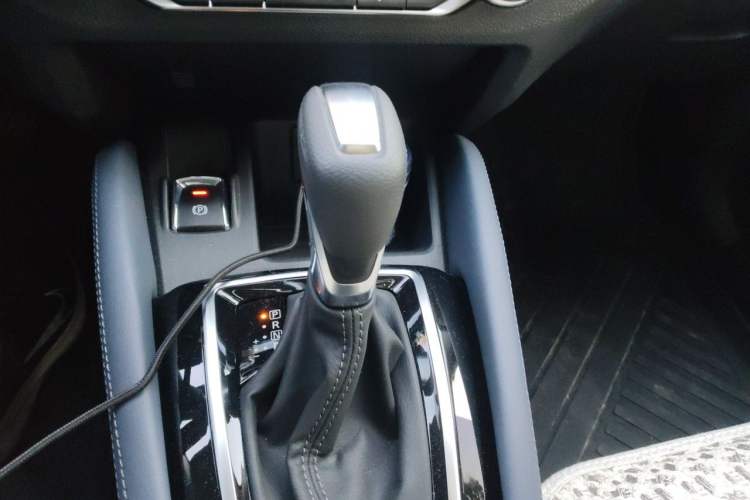 Used Nissan Qashqai 2025 Honor 2.0L CVT XV+ Leading Edition Gear Lever