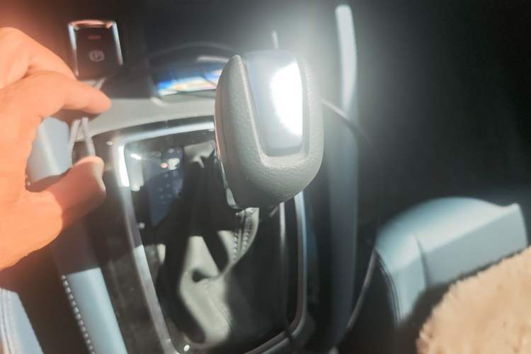 Used Nissan Qashqai 2025 Honor 2.0L CVT XV Genuine Edition Gear Lever