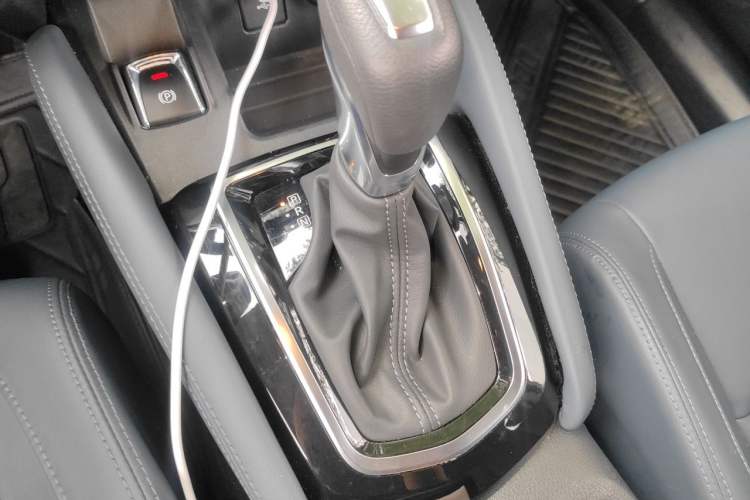 Used Nissan Qashqai 2025 Honor 2.0L CVT XV Genuine Edition Gear Lever