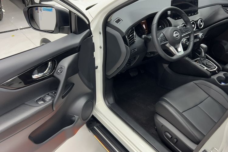 Used Nissan Qashqai 2025 Honor 2.0L CVT XV+ Leading Edition Interior 1