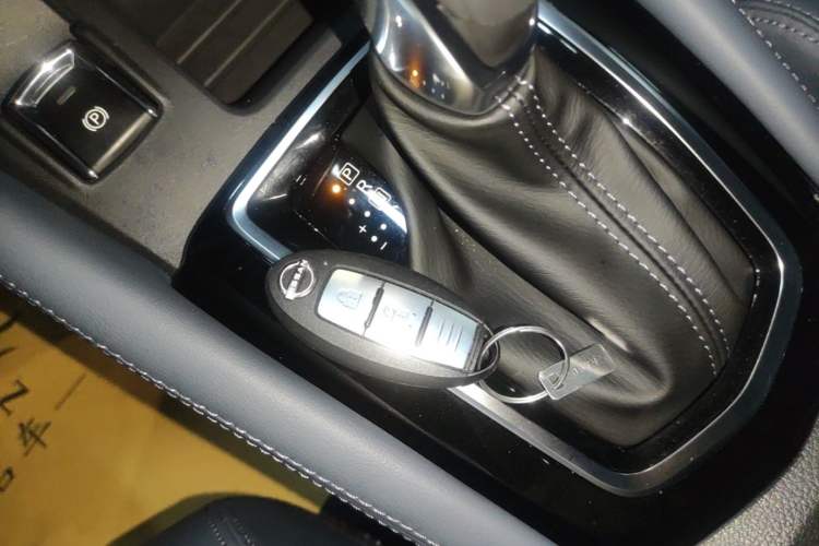Used Nissan Qashqai 2025 Facelifted Honor 2.0L CVT XV+ Leading Edition Interior 1